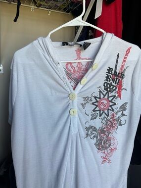 Jou Jou White Ribbed Button-Up Top with Black Graphic with hoodie y2k